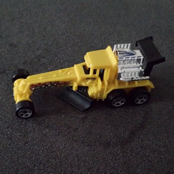 Hot Wheels Yellow Street Cleaver Plow Truck Mattel - Picture 9 of 9
